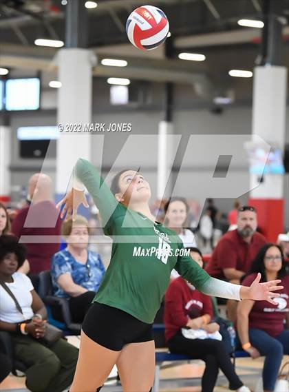 Thumbnail 1 in Mountain Ridge vs. Enumclaw (Nike TOC Southwest) photogallery.