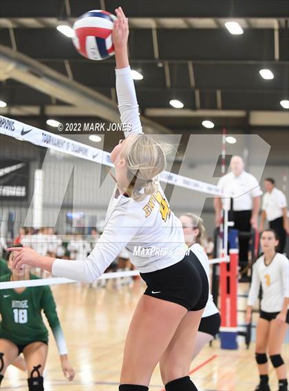 Thumbnail 3 in Mountain Ridge vs. Enumclaw (Nike TOC Southwest) photogallery.