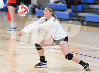 Thumbnail 2 in Mountain Ridge vs. Enumclaw (Nike TOC Southwest) photogallery.