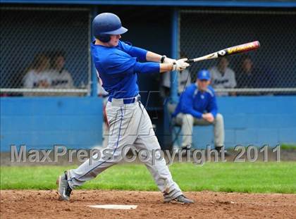 Thumbnail 3 in Coginchaug Regional @ East Hampton photogallery.