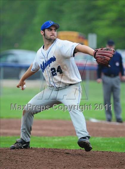 Thumbnail 3 in Coginchaug Regional @ East Hampton photogallery.