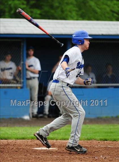 Thumbnail 1 in Coginchaug Regional @ East Hampton photogallery.