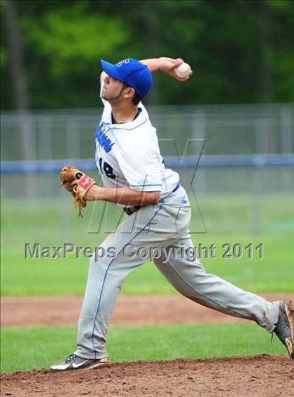 Thumbnail 1 in Coginchaug Regional @ East Hampton photogallery.