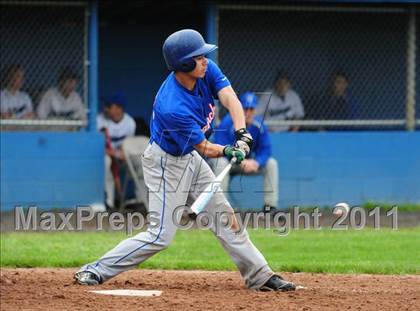 Thumbnail 3 in Coginchaug Regional @ East Hampton photogallery.