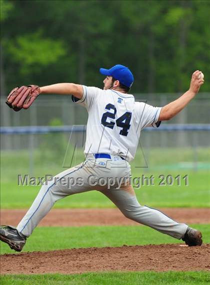 Thumbnail 3 in Coginchaug Regional @ East Hampton photogallery.