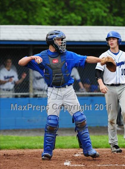 Thumbnail 3 in Coginchaug Regional @ East Hampton photogallery.