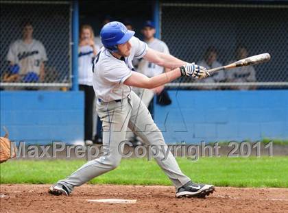 Thumbnail 3 in Coginchaug Regional @ East Hampton photogallery.