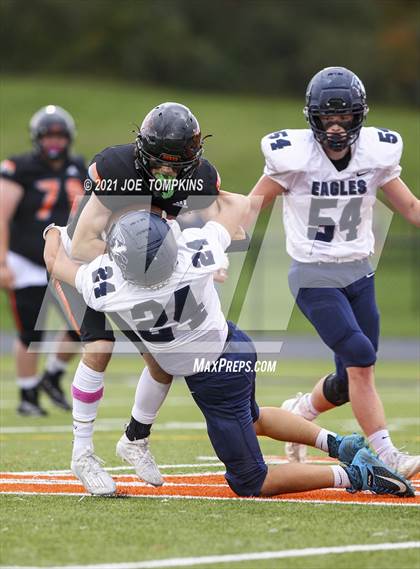 Thumbnail 2 in Burke Catholic @ Marlboro Central photogallery.