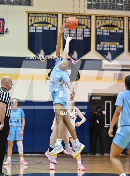 Thumbnail 2 in Penfield vs. Bishop Kearney (NYSPHSAA Section V Class AA Semifinals) photogallery.