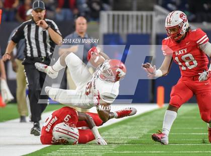 Thumbnail 2 in Katy vs North Shore (UIL 6A Regional Playoffl) photogallery.