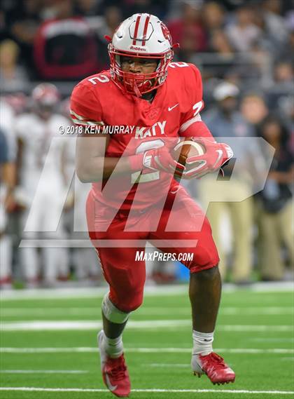 Thumbnail 3 in Katy vs North Shore (UIL 6A Regional Playoffl) photogallery.
