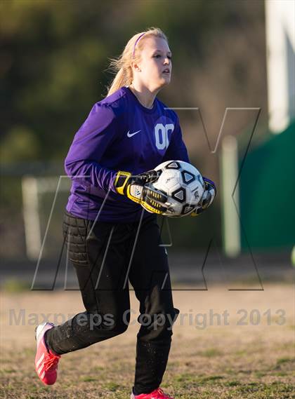 Thumbnail 1 in Ashbrook vs Kings Mountain (Gazette Cup) photogallery.