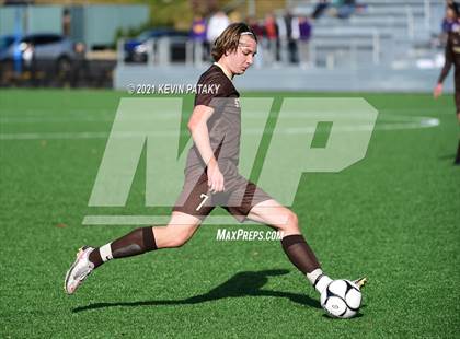 Thumbnail 3 in Ellington vs. Stonington (CIAC Class M Final) photogallery.