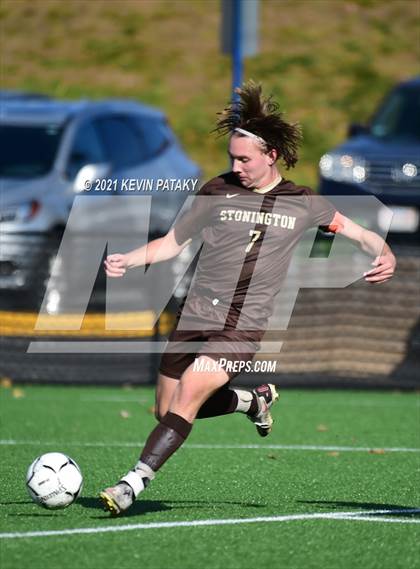 Thumbnail 3 in Ellington vs. Stonington (CIAC Class M Final) photogallery.