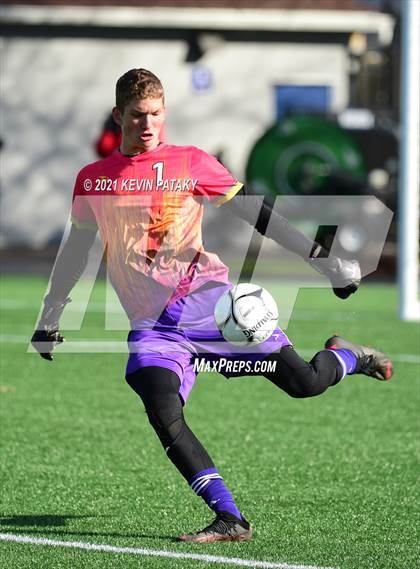 Thumbnail 1 in Ellington vs. Stonington (CIAC Class M Final) photogallery.