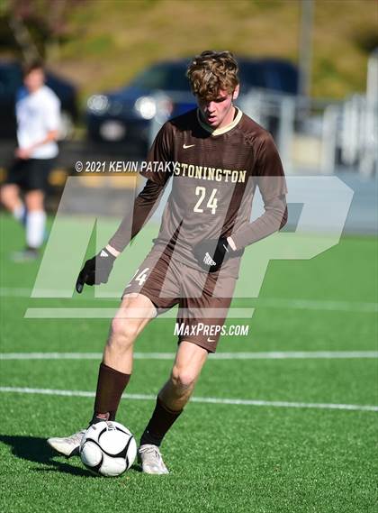 Thumbnail 3 in Ellington vs. Stonington (CIAC Class M Final) photogallery.