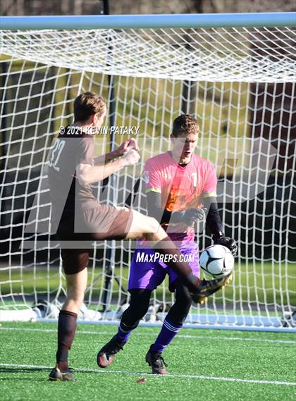 Thumbnail 3 in Ellington vs. Stonington (CIAC Class M Final) photogallery.
