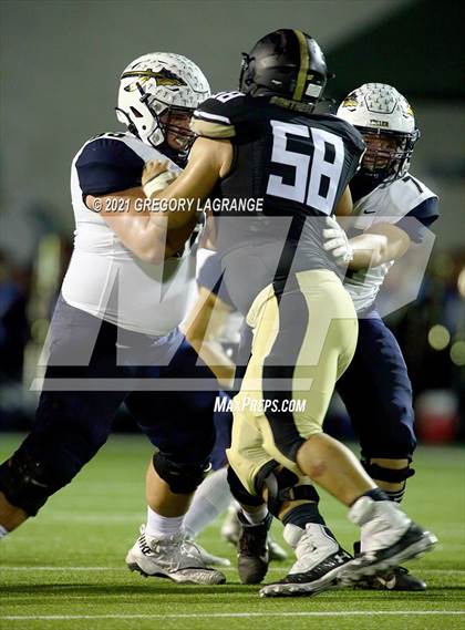 Thumbnail 3 in Keller vs Fossil Ridge photogallery.