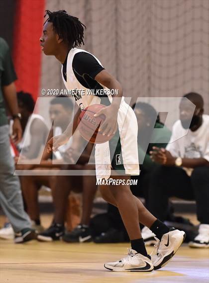 Thumbnail 1 in Evans vs. Olympia (Metro Hoop Fest) photogallery.