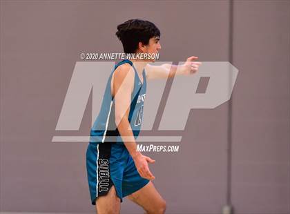 Thumbnail 1 in Evans vs. Olympia (Metro Hoop Fest) photogallery.