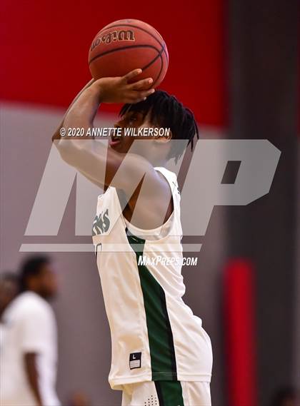 Thumbnail 2 in Evans vs. Olympia (Metro Hoop Fest) photogallery.