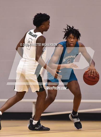 Thumbnail 2 in Evans vs. Olympia (Metro Hoop Fest) photogallery.