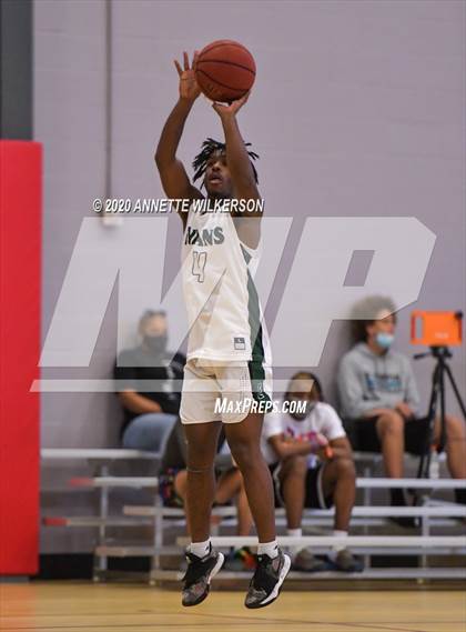 Thumbnail 2 in Evans vs. Olympia (Metro Hoop Fest) photogallery.