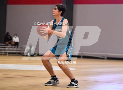 Thumbnail 2 in Evans vs. Olympia (Metro Hoop Fest) photogallery.
