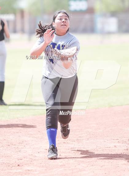 Thumbnail 2 in San Pasqual Valley vs Tonopah Valley (Chandler Prep Softball Classic) photogallery.