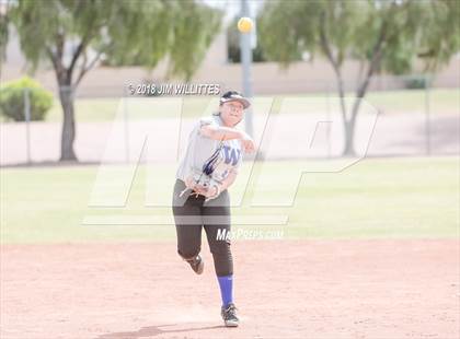 Thumbnail 3 in San Pasqual Valley vs Tonopah Valley (Chandler Prep Softball Classic) photogallery.