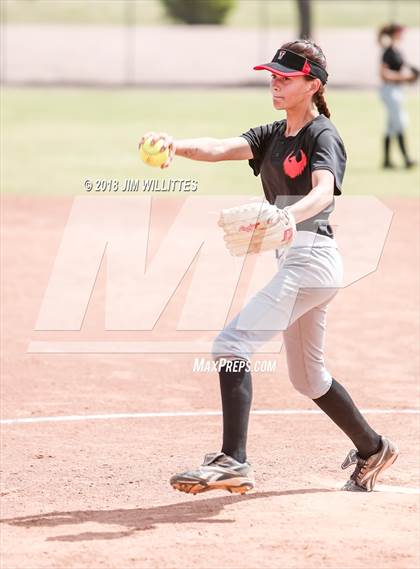 Thumbnail 3 in San Pasqual Valley vs Tonopah Valley (Chandler Prep Softball Classic) photogallery.
