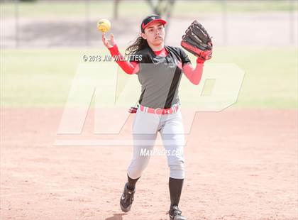 Thumbnail 3 in San Pasqual Valley vs Tonopah Valley (Chandler Prep Softball Classic) photogallery.