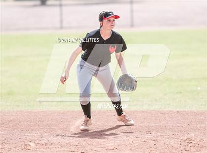 Thumbnail 2 in San Pasqual Valley vs Tonopah Valley (Chandler Prep Softball Classic) photogallery.
