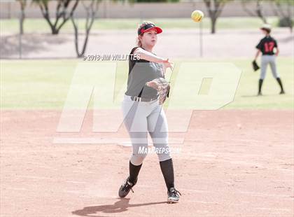 Thumbnail 3 in San Pasqual Valley vs Tonopah Valley (Chandler Prep Softball Classic) photogallery.