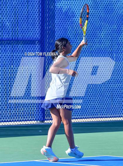 Thumbnail 3 in Sunflower League Meet (Olathe North) photogallery.