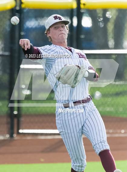 Thumbnail 2 in Jourdanton vs. Hallettsville (UIL 3A Regional Quarterfinals) photogallery.