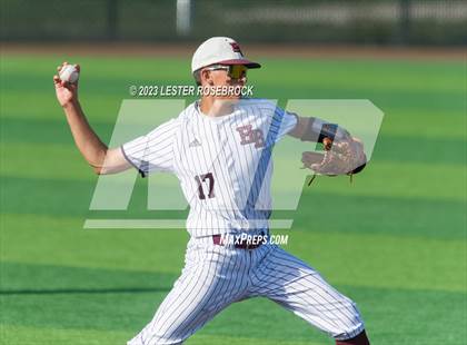 Thumbnail 1 in Jourdanton vs. Hallettsville (UIL 3A Regional Quarterfinals) photogallery.