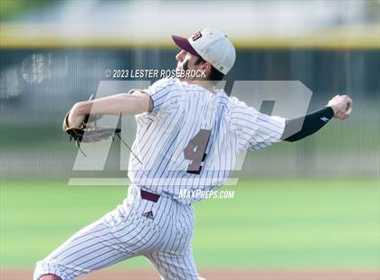 Thumbnail 3 in Jourdanton vs. Hallettsville (UIL 3A Regional Quarterfinals) photogallery.