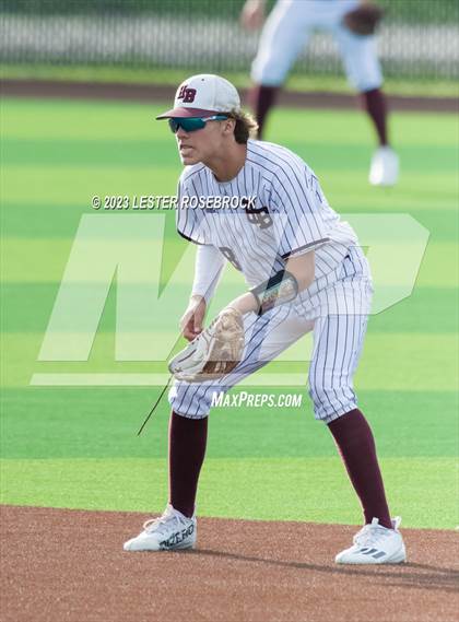 Thumbnail 3 in Jourdanton vs. Hallettsville (UIL 3A Regional Quarterfinals) photogallery.