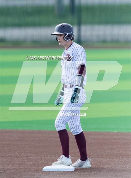 Thumbnail 1 in Jourdanton vs. Hallettsville (UIL 3A Regional Quarterfinals) photogallery.