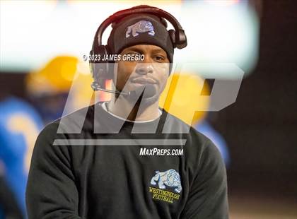 Thumbnail 2 in Beaver Falls vs. Westinghouse (PIAA 2A Semifinal) photogallery.