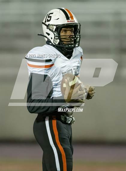 Thumbnail 2 in Beaver Falls vs. Westinghouse (PIAA 2A Semifinal) photogallery.