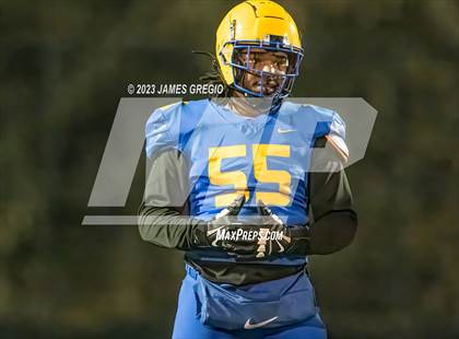 Thumbnail 1 in Beaver Falls vs. Westinghouse (PIAA 2A Semifinal) photogallery.