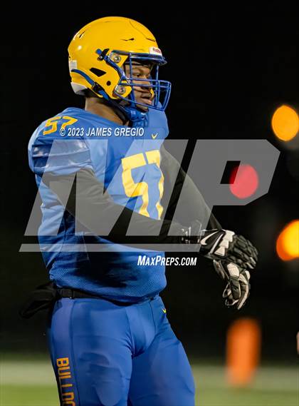 Thumbnail 2 in Beaver Falls vs. Westinghouse (PIAA 2A Semifinal) photogallery.