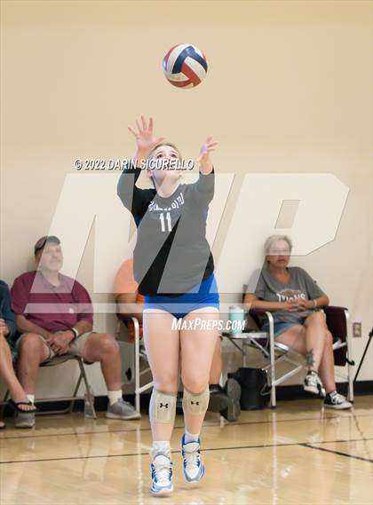 Thumbnail 2 in Thunderbird vs. Higley (Epic Tourneys Volleyball Invite) photogallery.