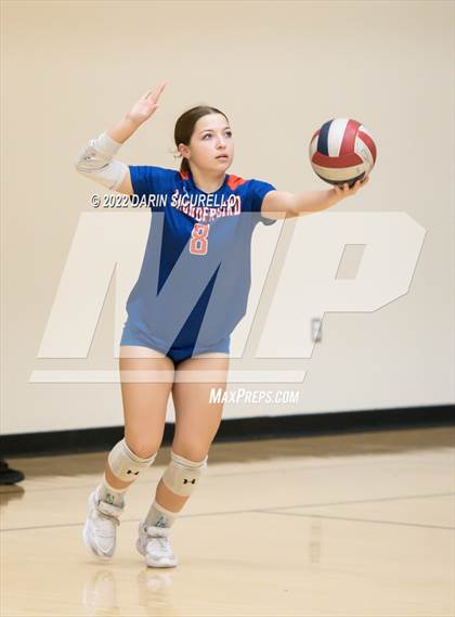 Thumbnail 1 in Thunderbird vs. Higley (Epic Tourneys Volleyball Invite) photogallery.