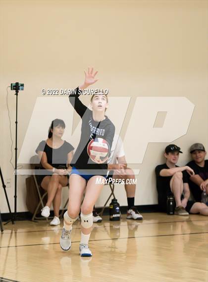 Thumbnail 2 in Thunderbird vs. Higley (Epic Tourneys Volleyball Invite) photogallery.