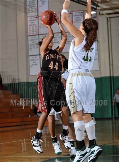 Thumbnail 2 in Canyon vs. Clovis West (Ladycat Classic) photogallery.