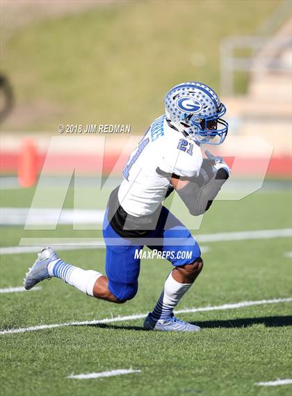 Thumbnail 2 in Georgetown vs. Shadow Creek (UIL 5A Regional Playoff) photogallery.