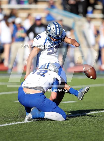 Thumbnail 1 in Georgetown vs. Shadow Creek (UIL 5A Regional Playoff) photogallery.